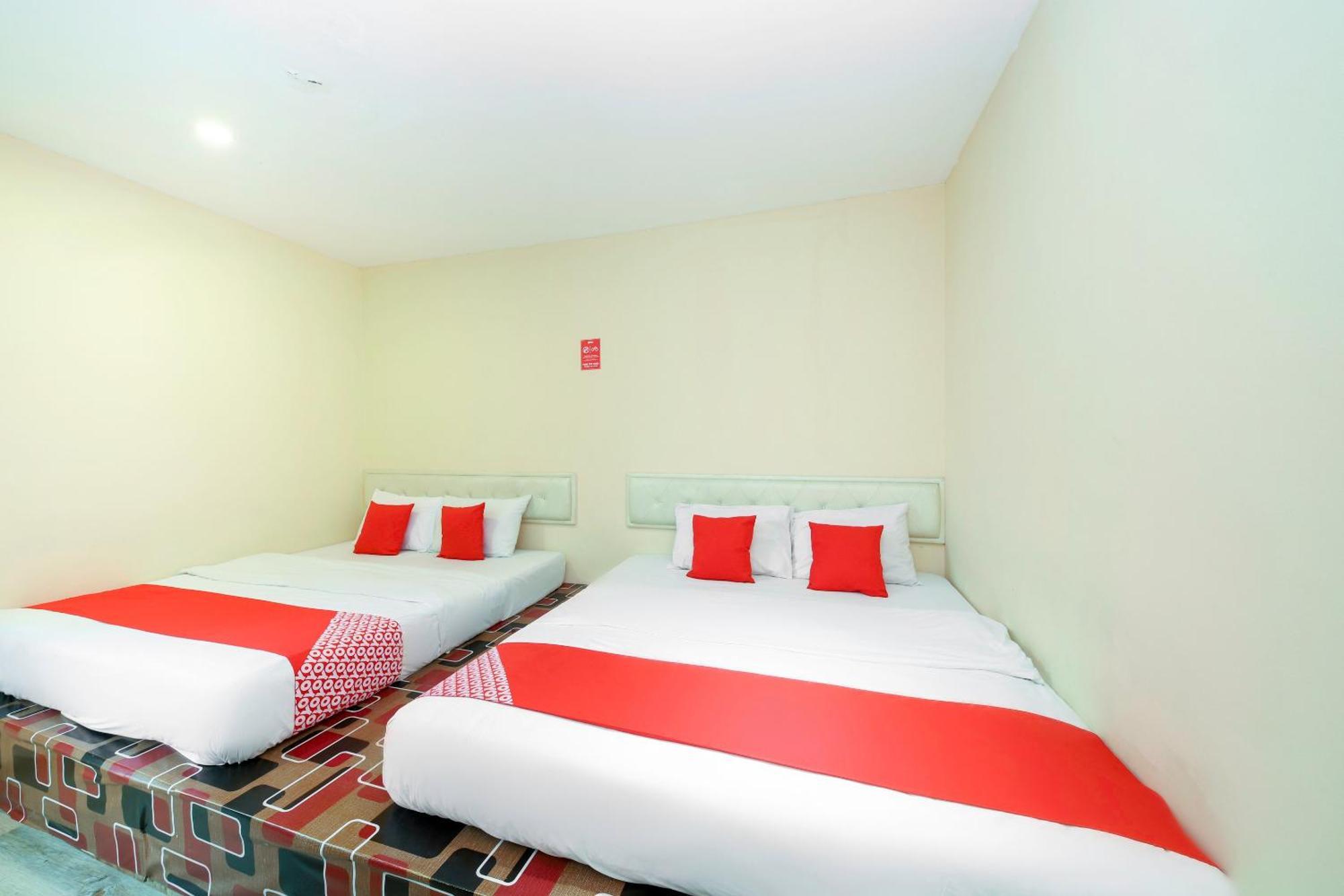 Oyo 479 The Green Hotel Ampang  Exterior photo