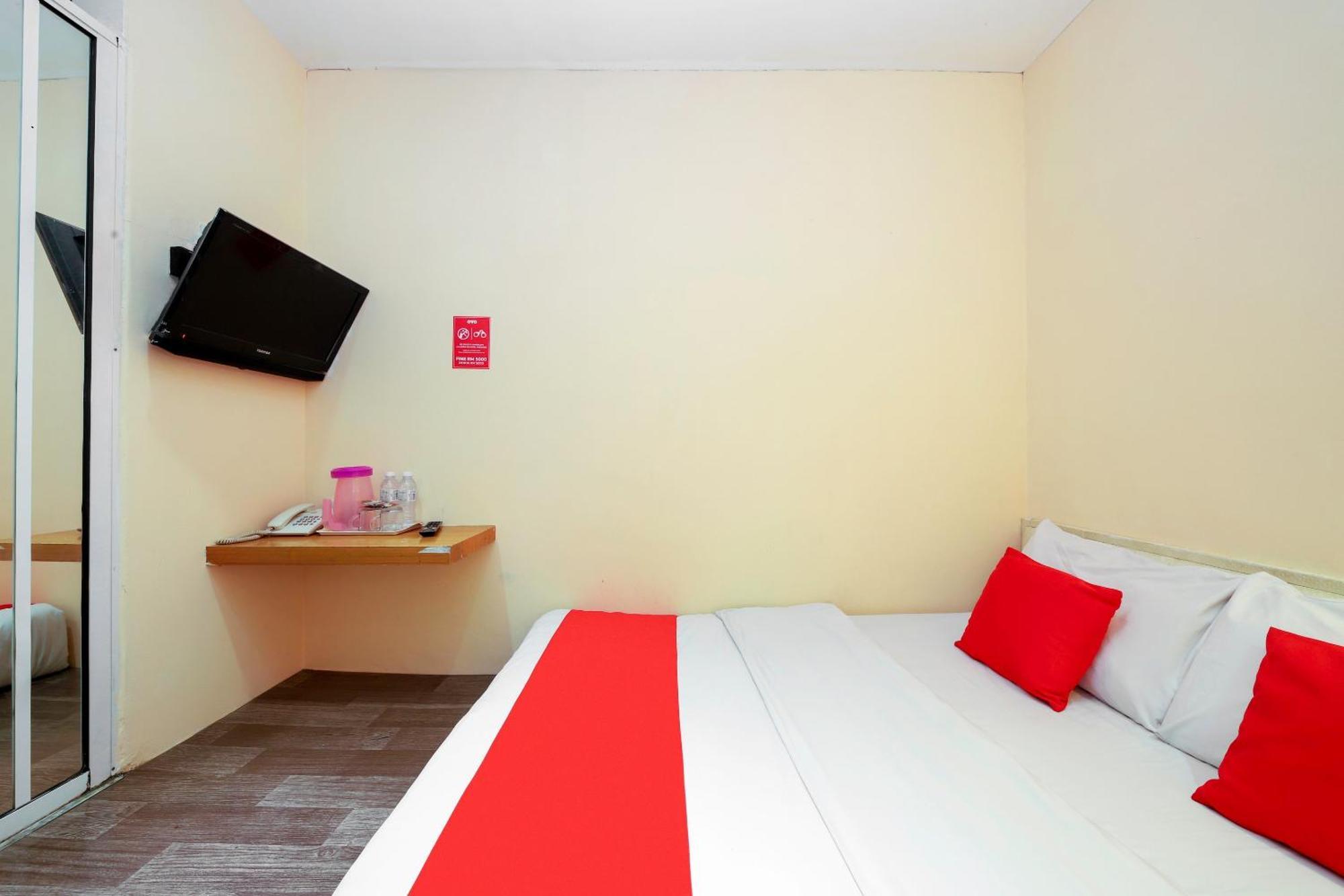 Oyo 479 The Green Hotel Ampang  Exterior photo