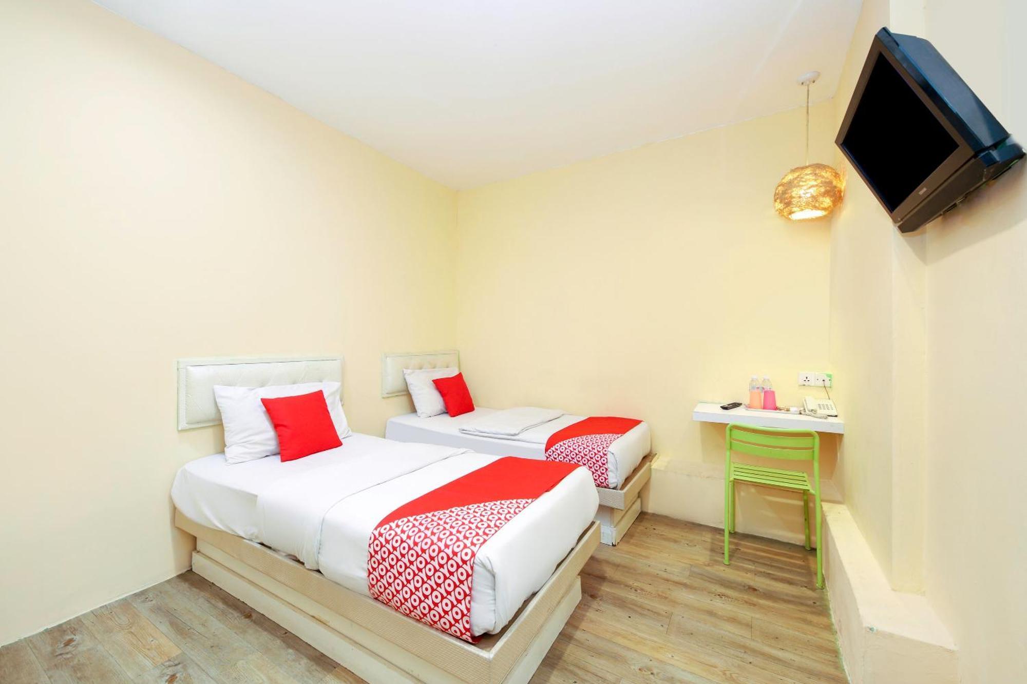 Oyo 479 The Green Hotel Ampang  Exterior photo