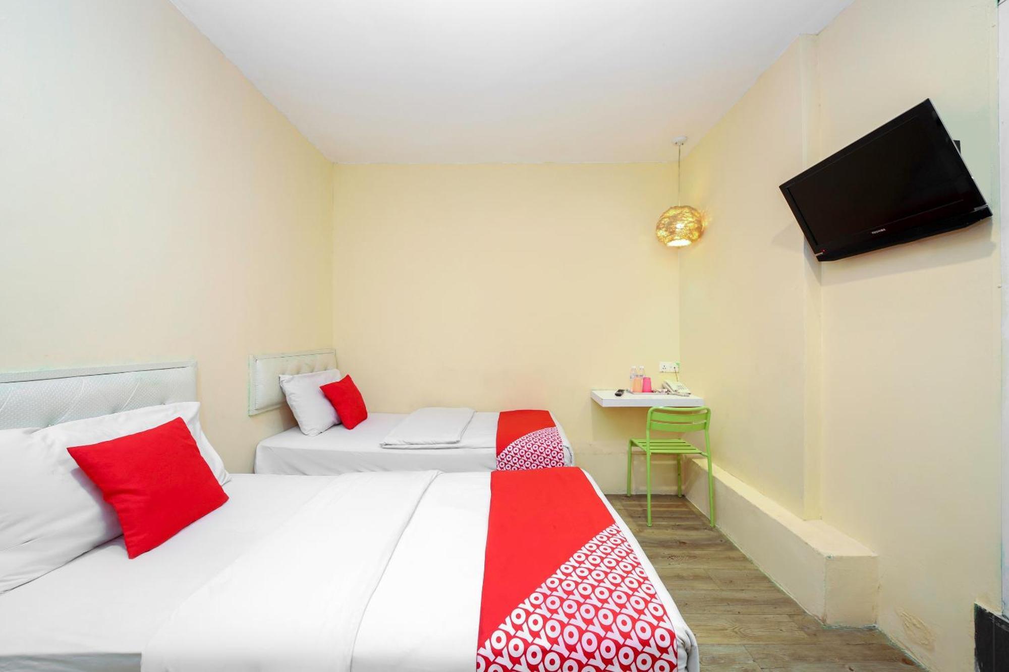 Oyo 479 The Green Hotel Ampang  Exterior photo