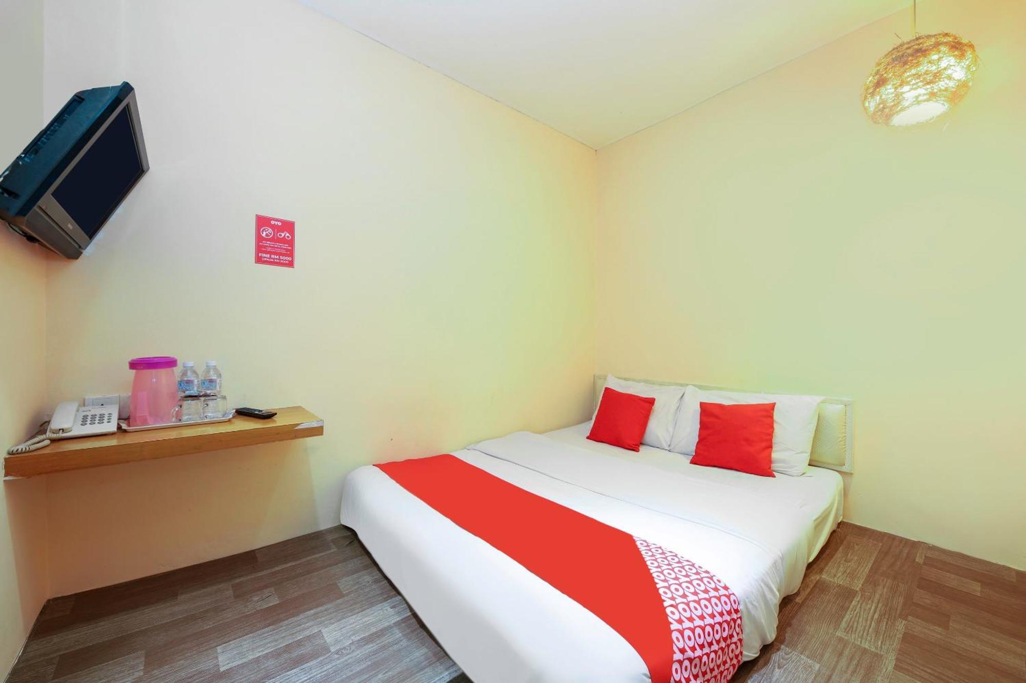 Oyo 479 The Green Hotel Ampang  Exterior photo